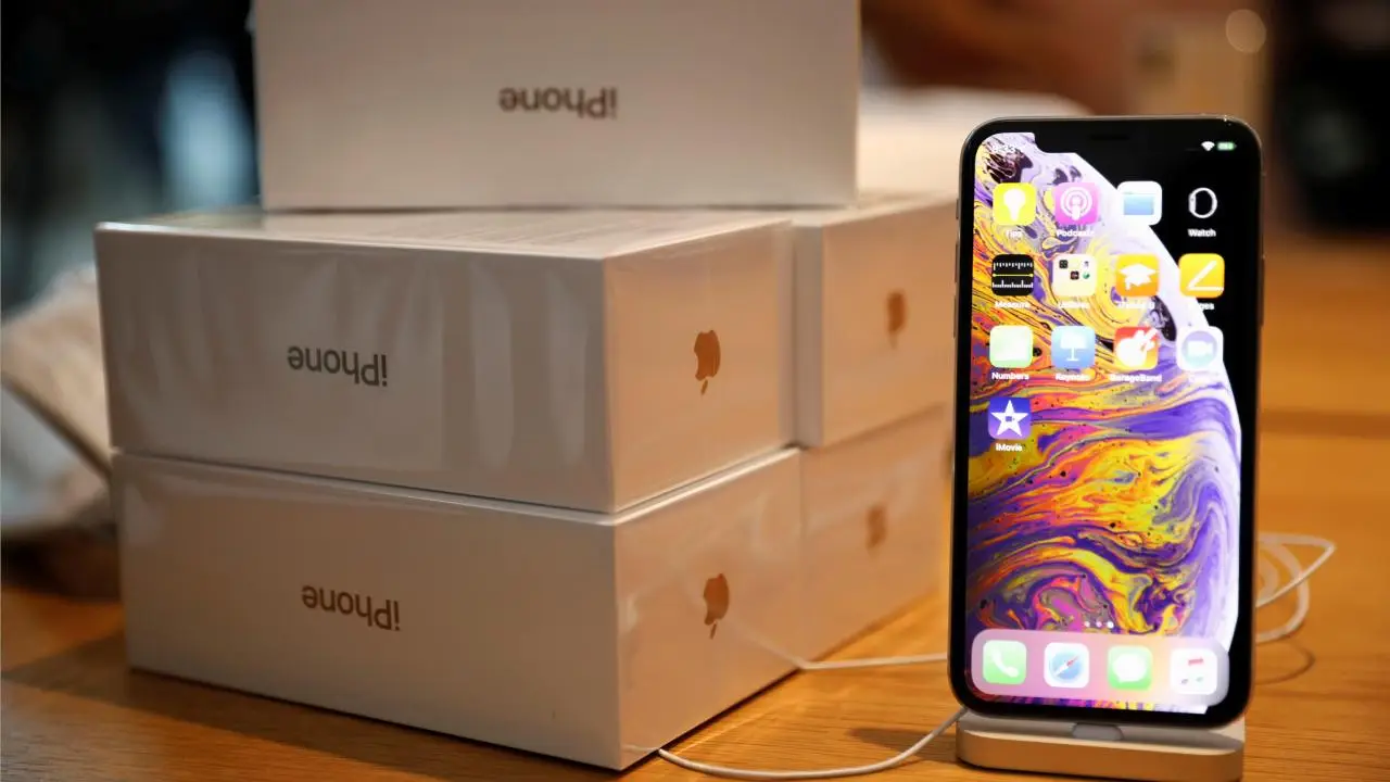 "Apple" "iPhone 19"u deyil, "iPhone 20"ni satışa çıxaracaq