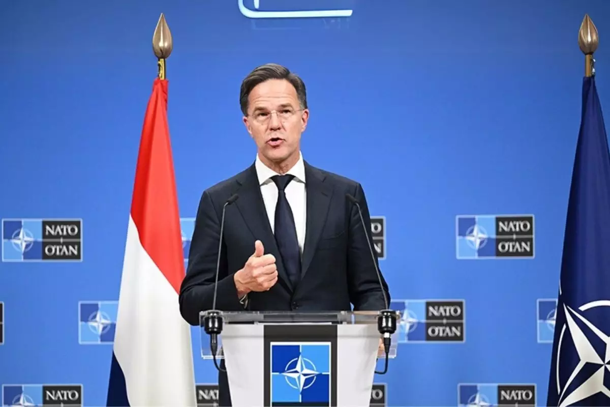 NATO-nun baş katibi: Tramp ilə Putinin danışıqlarının uğurlu olacağına ümid edirəm