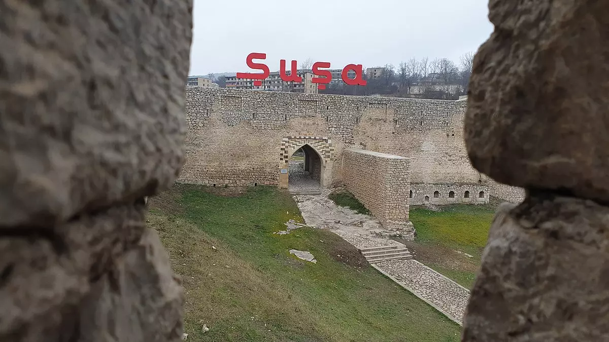 Şuşa istiqamətində hərəkət edən sürücülərin NƏZƏRİNƏ