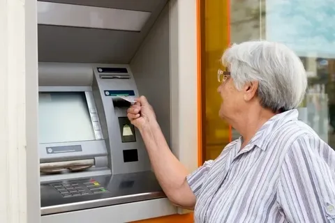 Ölkə üzrə aprel ayının pensiya ödənişi yekunlaşıb