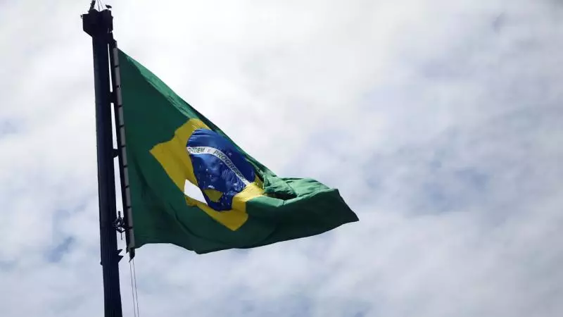 Braziliyada avtobusla yük maşınının toqquşması nəticəsində 12 tələbə ölüb