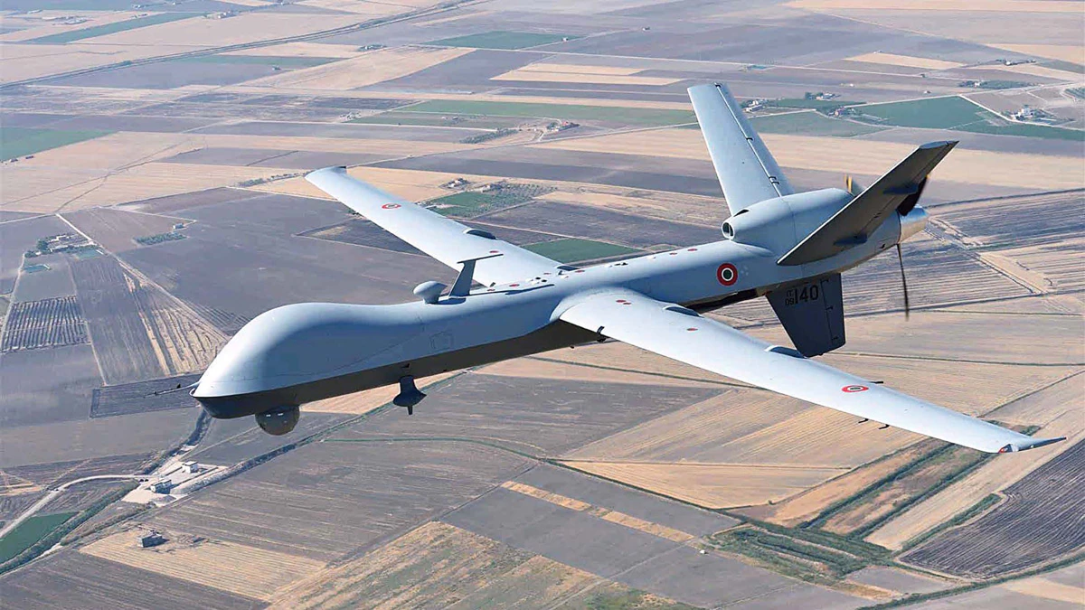 Litvalı məktəblilər dron uçurmağı öyrənir
