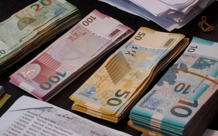 Azərbaycanda pul bazası avqustda 1 %-ə yaxın azalıb