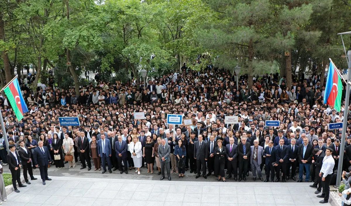 AzMİU-da “Bilik Günü”: Yeni tədris ilinə böyük ümidlərlə start verildi - FOTO