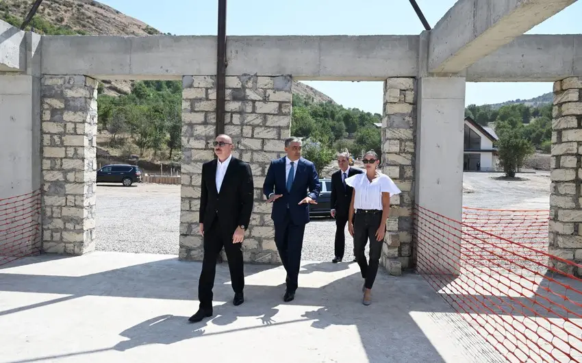 Prezident və birinci xanım “Hacıkənd” istirahət kompleksinin tikintisi ilə tanış olublar - YENİLƏNİB