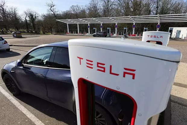 Tesla-nın Avropadakı satışları 70 faiz azalıb