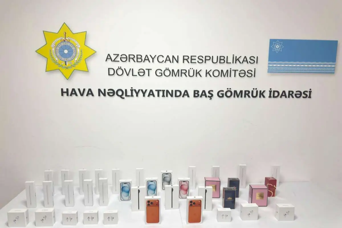 Gömrükdə telefonları sərnişinlər vasitəsilə ölkəyə keçirməyə cəhd aşkarlanıb