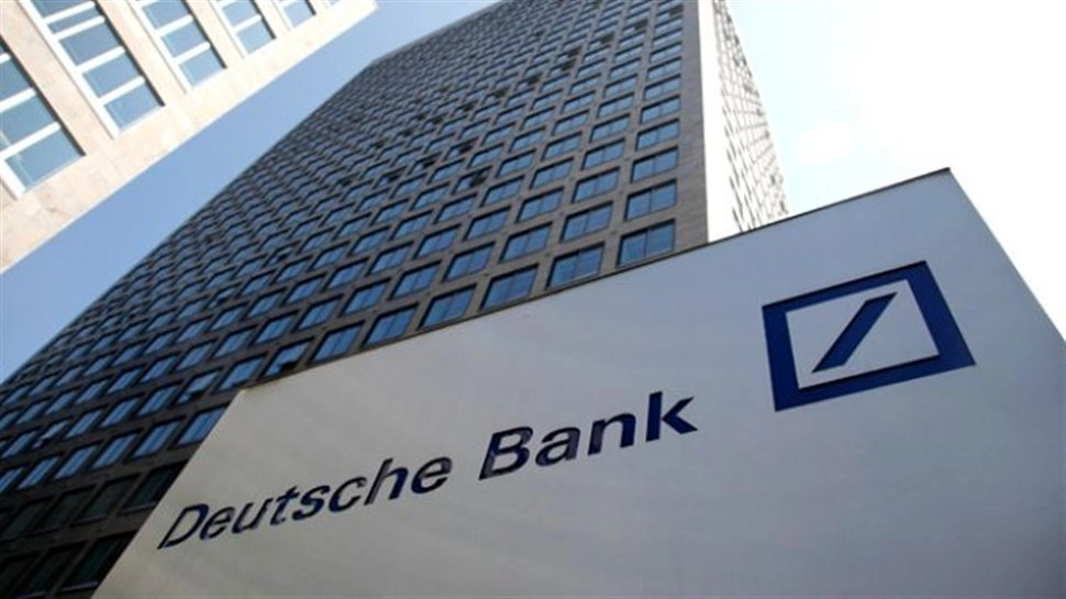 Almaniyanın ən böyük bankı Rusiyada fəaliyyətini azaldıb