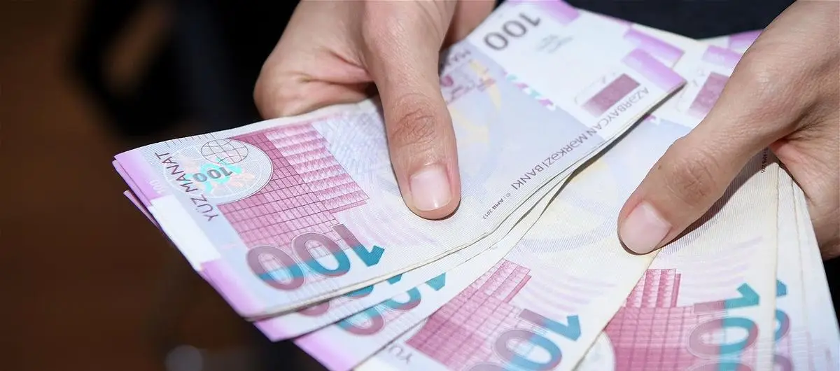 Azərbaycanda ən çox maaş alanlar bu sahələrdə çalışır
