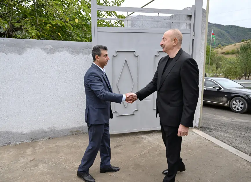 İlham Əliyev Xocalı rayonunun Badara kəndində olub