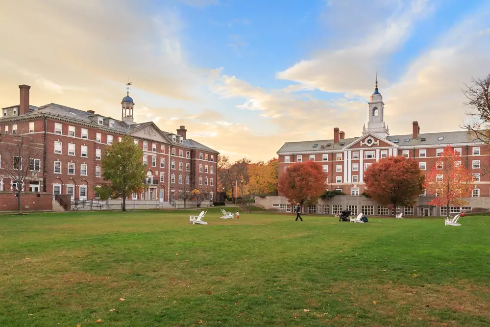 Harvard 1 milyard dollarlıq aktivini satmağı planlaşdırır
