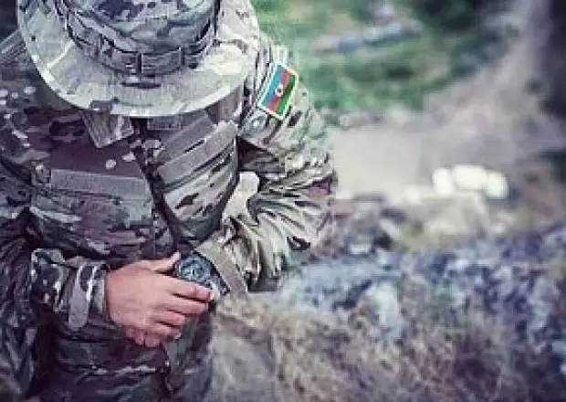 Hərbi formanı qanunsuz geyinməyə görə cərimələr müəyyən edilir
