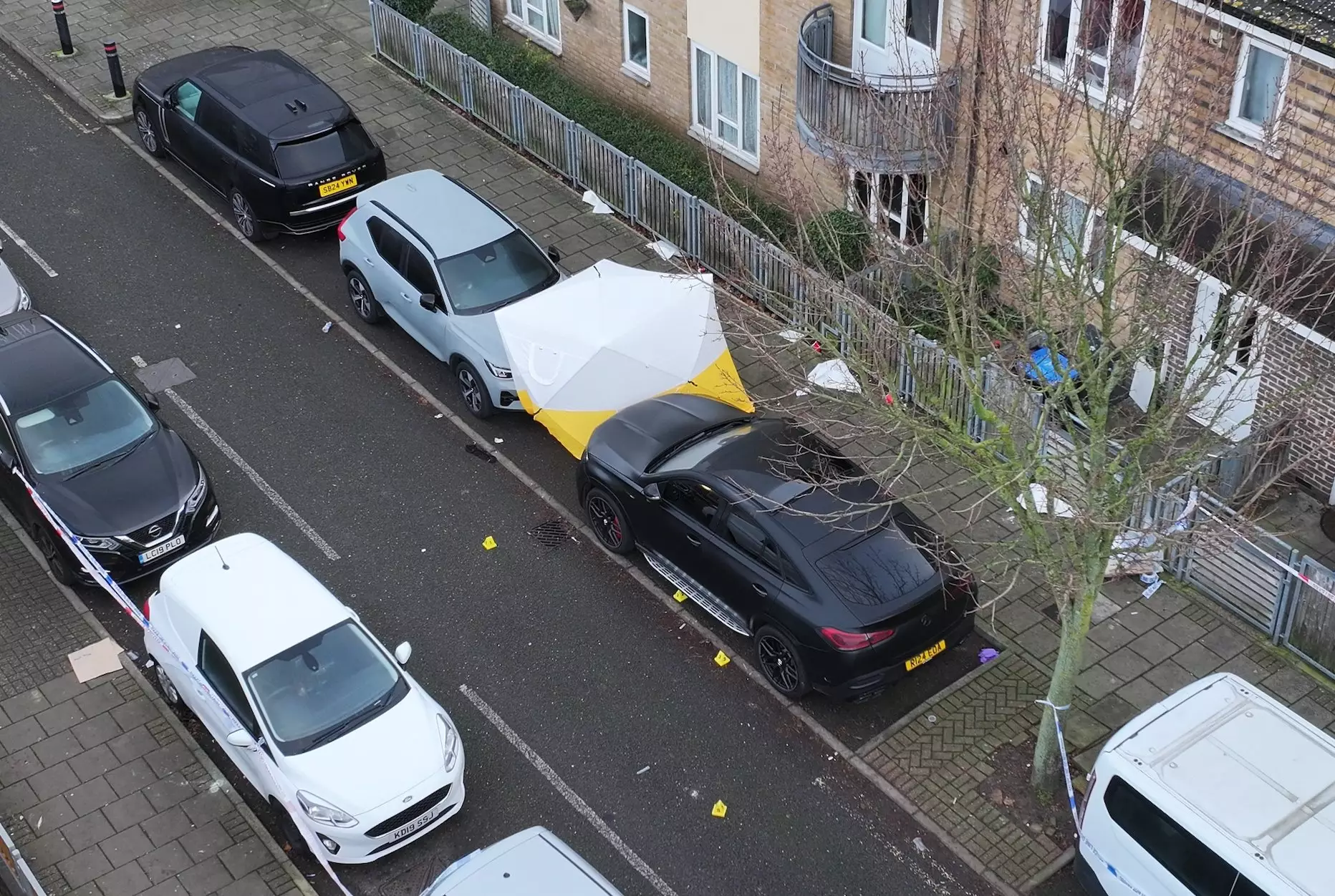 Londonda silahlı insident: Ölən və yaralananlar var - FOTO