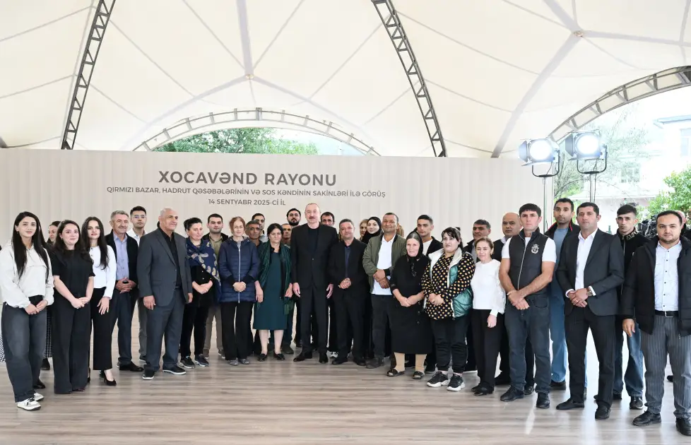 Prezident Qırmızı Bazar, Hadrut qəsəbələri və Sos kəndinin sakinləri ilə görüşüb - YENİLƏNİB