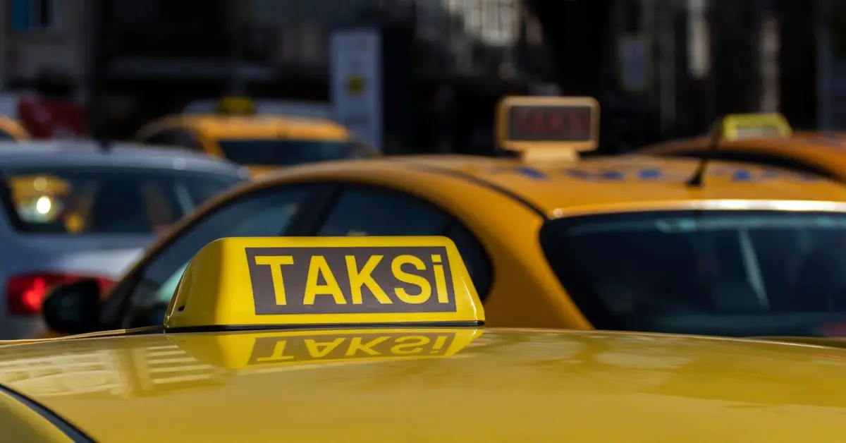 Baş nazirin taksilərlə bağlı qərarı avtomobil bazarına necə təsir edəcək? - AÇIQLAMA