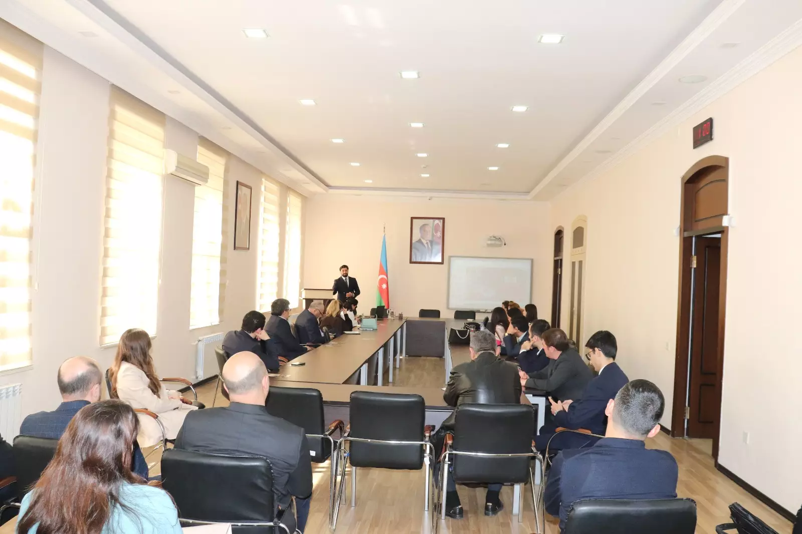 Vəkilliyə namizədlər üçün Vəkil bürolarının təqdimatı olub  - FOTO