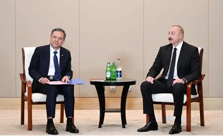 Prezident "China Energy Engineering Corporation Limited"in rəhbəri vəzifəsini icra edən Ni Cen ilə görüşüb