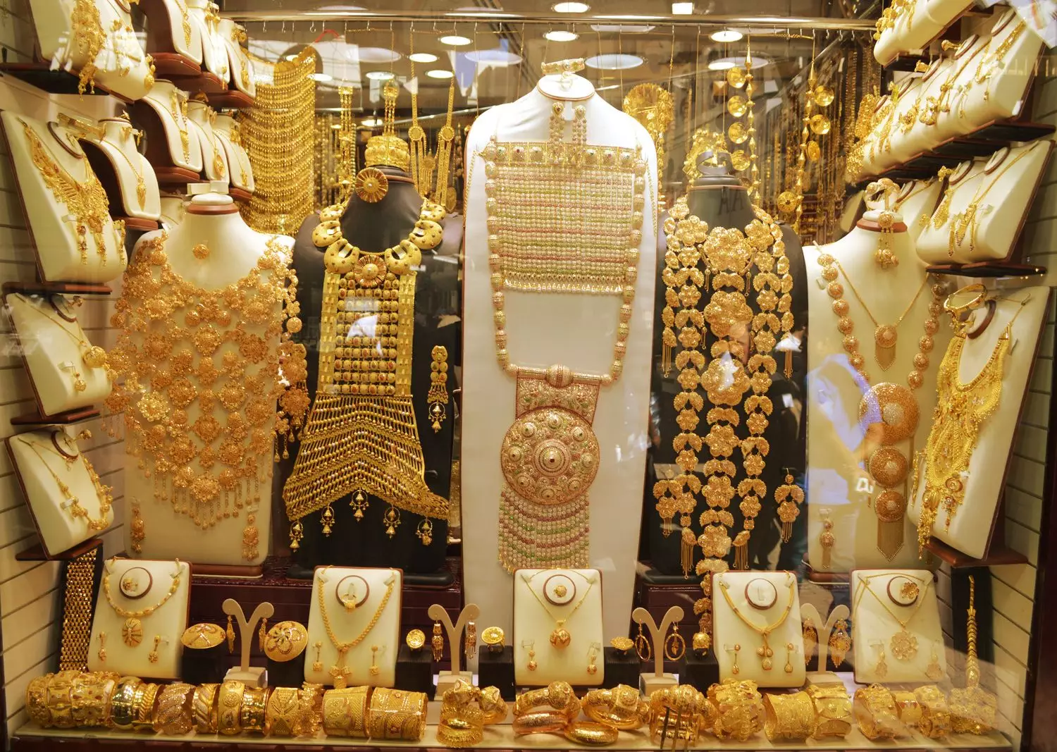 Yaponiyada qızılın qiyməti rekord həddə çatıb