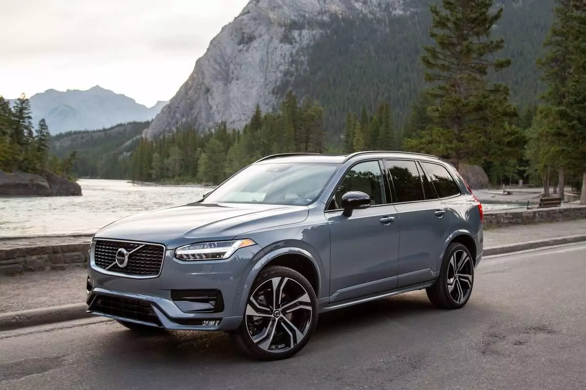 "Volvo"nun avtomobil satışları 11% azalıb