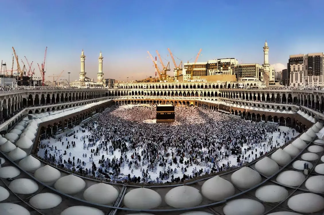QMİ: Həcc mövsümündə turizm vizası ilə Məkkəyə daxil olmaq qadağandır