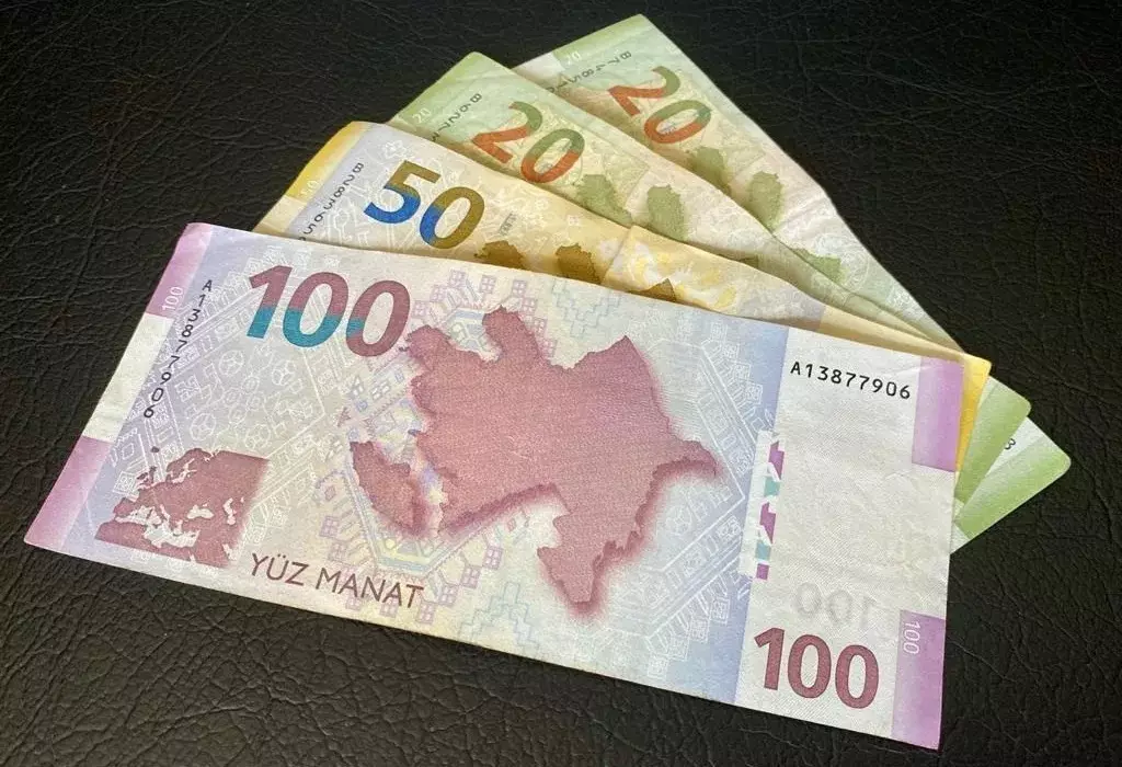 Bakıda orta əməkhaqqı 7 %-dən çox artıb