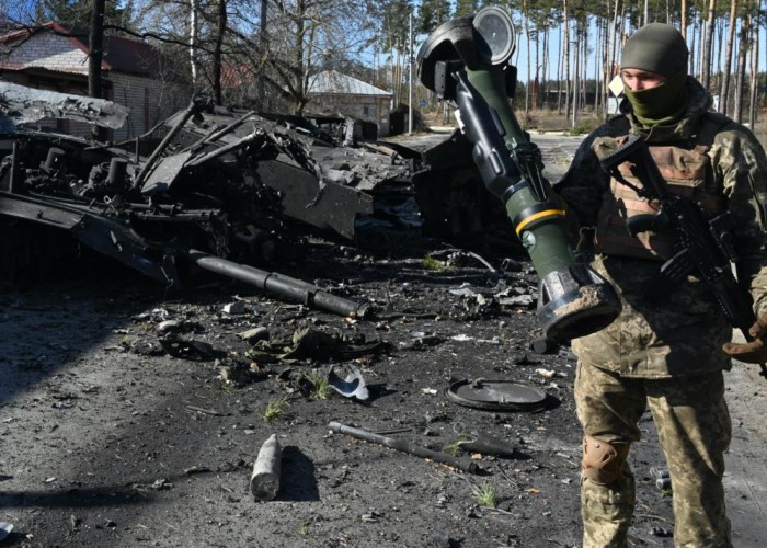 Ukrayna ordusu Rusiyanın nəzarətində olan strateji körpünü vurub