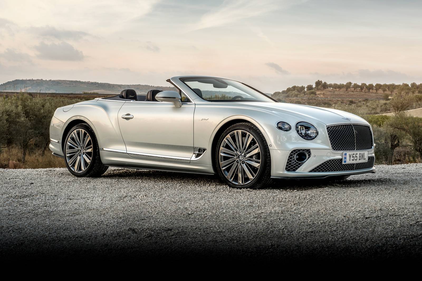 Bentley bir il ərzində rekord sayda avtomobil satıb