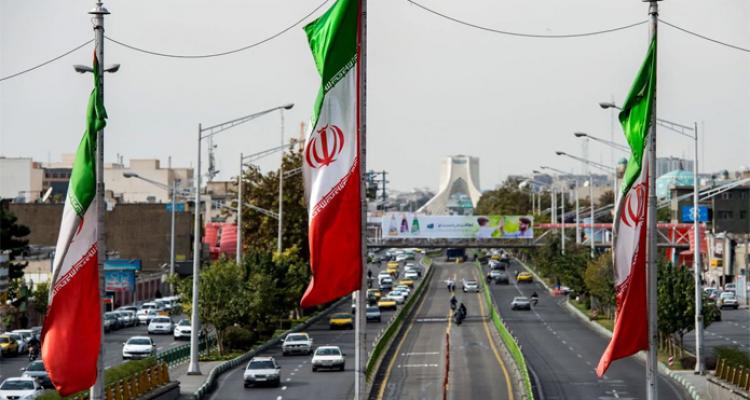 Hər il İrana 1.2 mlrd dollar gəlir gətirən azərbaycanlılar