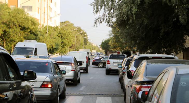 Bakıda parkinq probleminin həlli: Ekspertdən təkliflər - FOTO