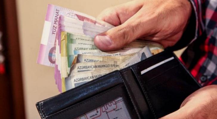 Daha bir QƏRAR: Bu şəxslərin də maaşları artırıldı
