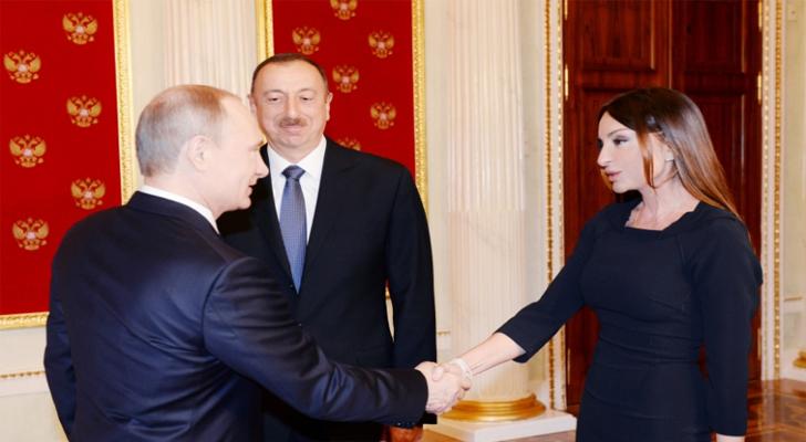Putin Mehriban Əliyevanı təbrik etdi