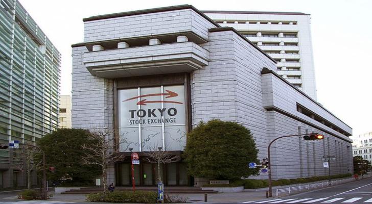 Tokio Fond Birjası bazar ertəsi kəskin enişlə açılıb