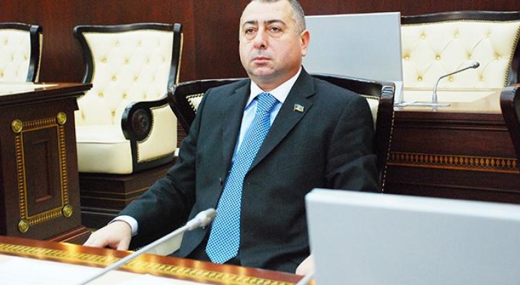 Bakıda tikinti şirkəti sakinlərin başına oyun açır - VİDEO