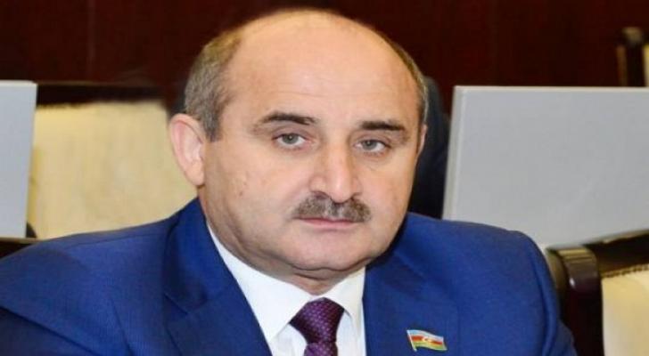 Daha bir deputatın adı borc qalmaqalında hallandı