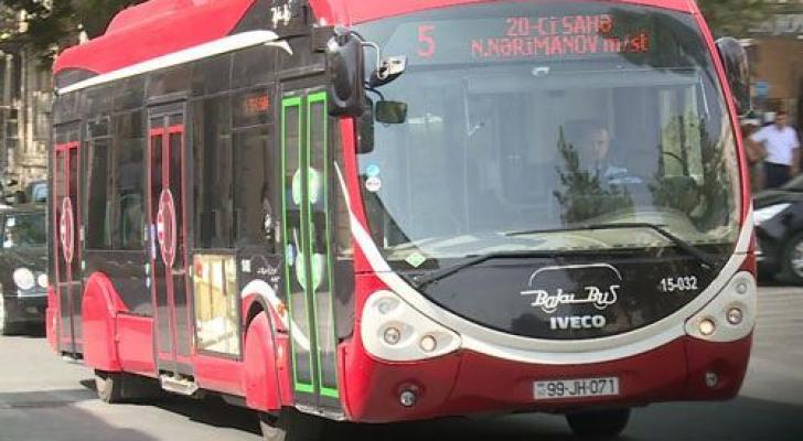 BNA avtobuslarına kimlər orta və arxa qapılardan minə bilər? - AÇIQLAMA