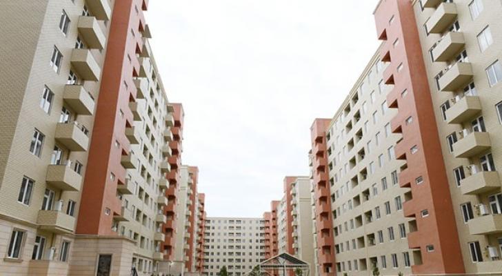 1152 ailə evlə təmin olunacaq - İLK MÜQAVİLƏ İMZALANDI