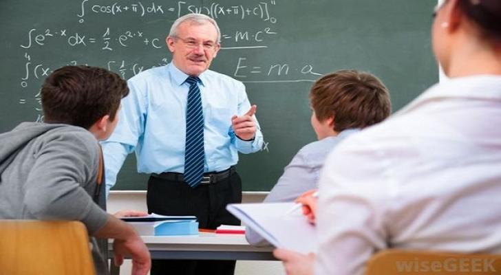 Ali məktəblərdə çalışan professor və müəllimlərin sayı açıqlandı