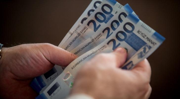 Bu universitetdə maaşlar artırıldı