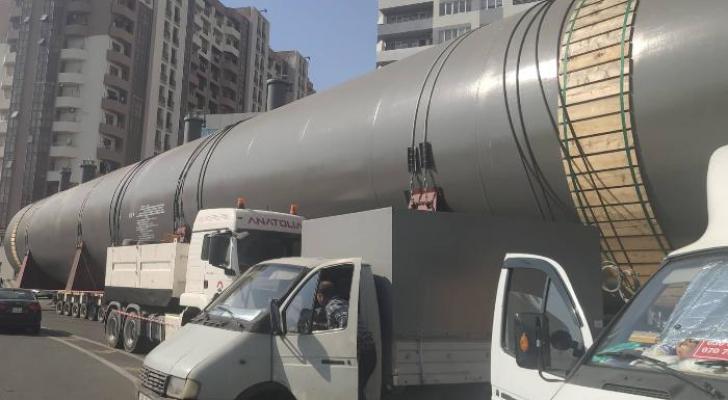 Bakıda hamını təəccübləndirən qurğu tıxaca səbəb oldu - FOTOLAR