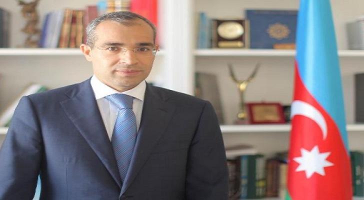 Mikayıl Cabbarov İqtisadiyyat Nazirliyinin kollektivinə təqdim olunub