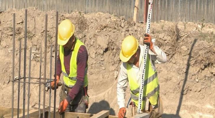 Ağdamda məcburi köçkünlər üçün yeni bina tikilir
