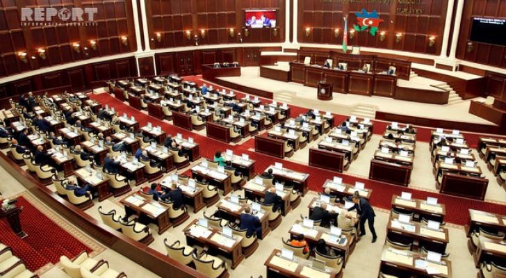 Deputatlarına yüksək maaş verən ölkələr: Aralarında Azərbaycan da var - SİYAHI