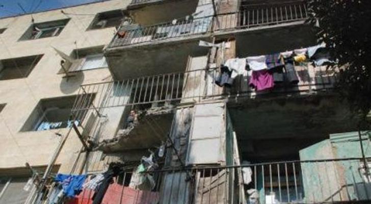 Nərimanovda uçan yataqxananın sakinləri köçürüləcək - İcra Hakimiyyətindən açıqlama