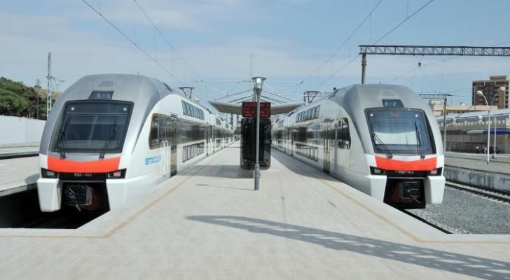 Azərbaycanda dəmir yolu ilə sərnişin daşımaları 48% artıb