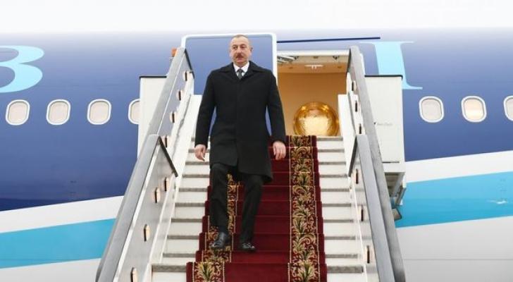 İlham Əliyev Rusiyaya səfərə getdi - FOTO