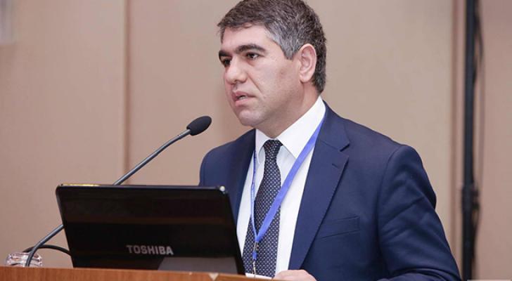 İqtisadçı ekspert Vüqar Bayramov da namizəd oldu