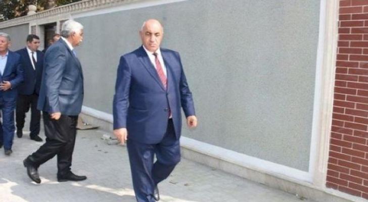 Rüşvətə görə saxlanılan icra başçısının mülkləri - SİYAHI