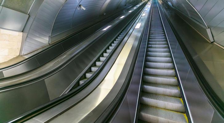 “Həzi Aslanov” metrostansiyasının eskalatoru sökülür