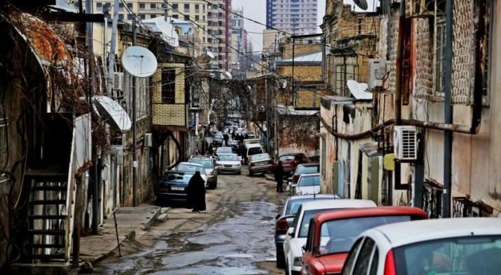 Bakıda kompensasiya mübahisəsi - Sökülən evlərə nə qədər pul verilməlidir?