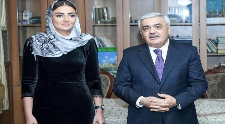 Rövnəq Abdullayevdən qəribə addım: YAP-ın namizədinə deyil, onun rəqibinə dəstək verir - FOTOFAKT